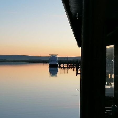 Kingfisher By The River - Self Catering 韦尔德里夫 外观 照片